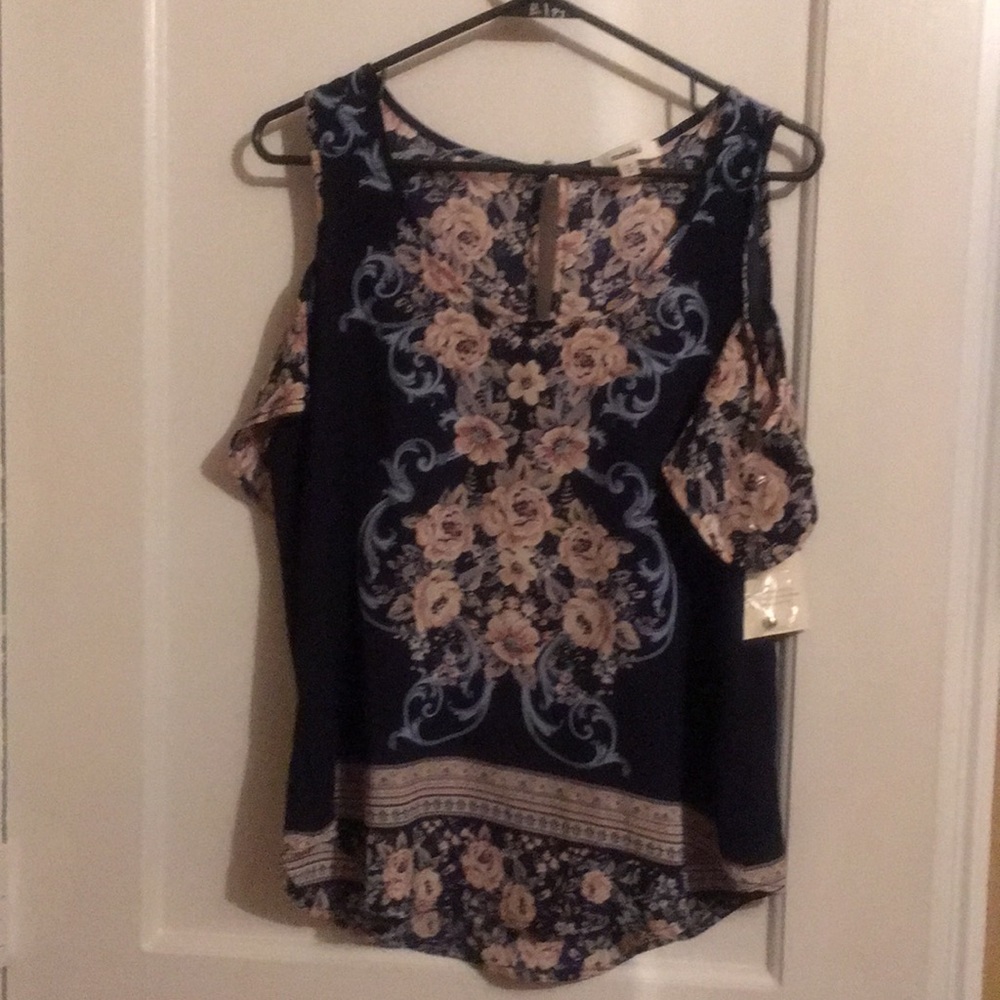 BEAUTIFUL FLORAL SHIRT